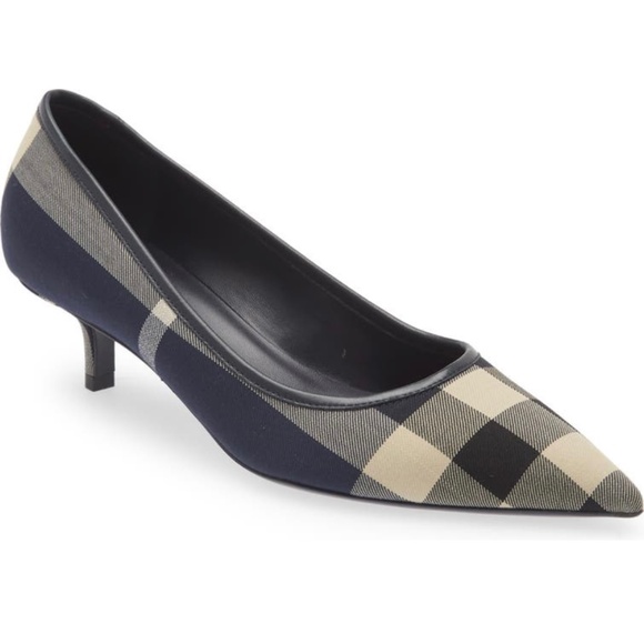 BURBERRY NIB Aubri Plaid Large Check Pointed Toe Pumps Heels 39 Navy - Picture 1 of 11